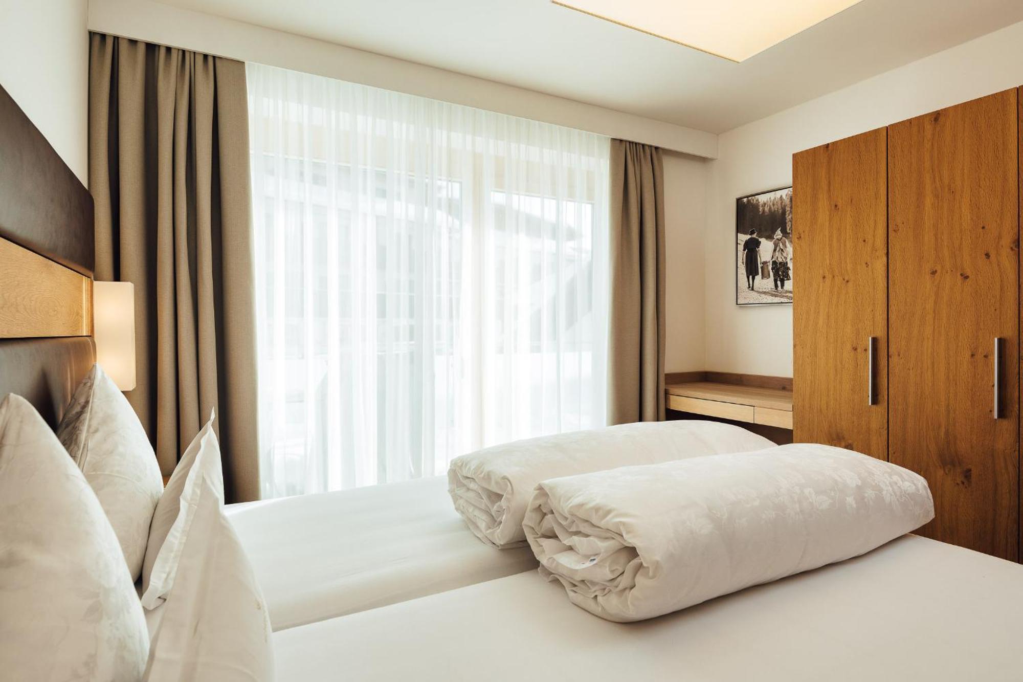 Schneeweiss Lifestyle - Apartments - Living Serfaus Quarto foto