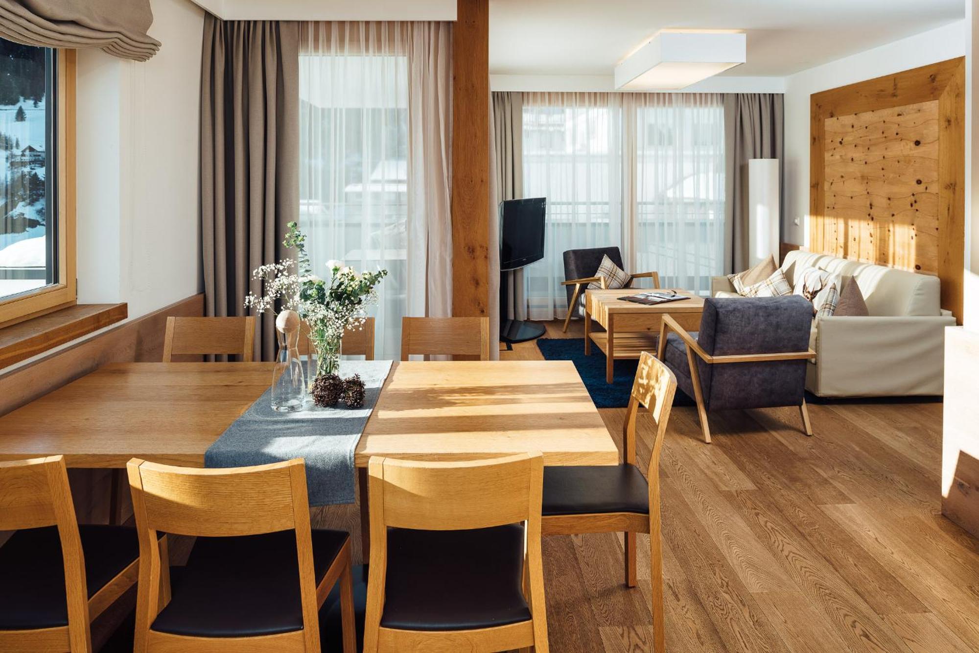 Schneeweiss Lifestyle - Apartments - Living Serfaus Quarto foto
