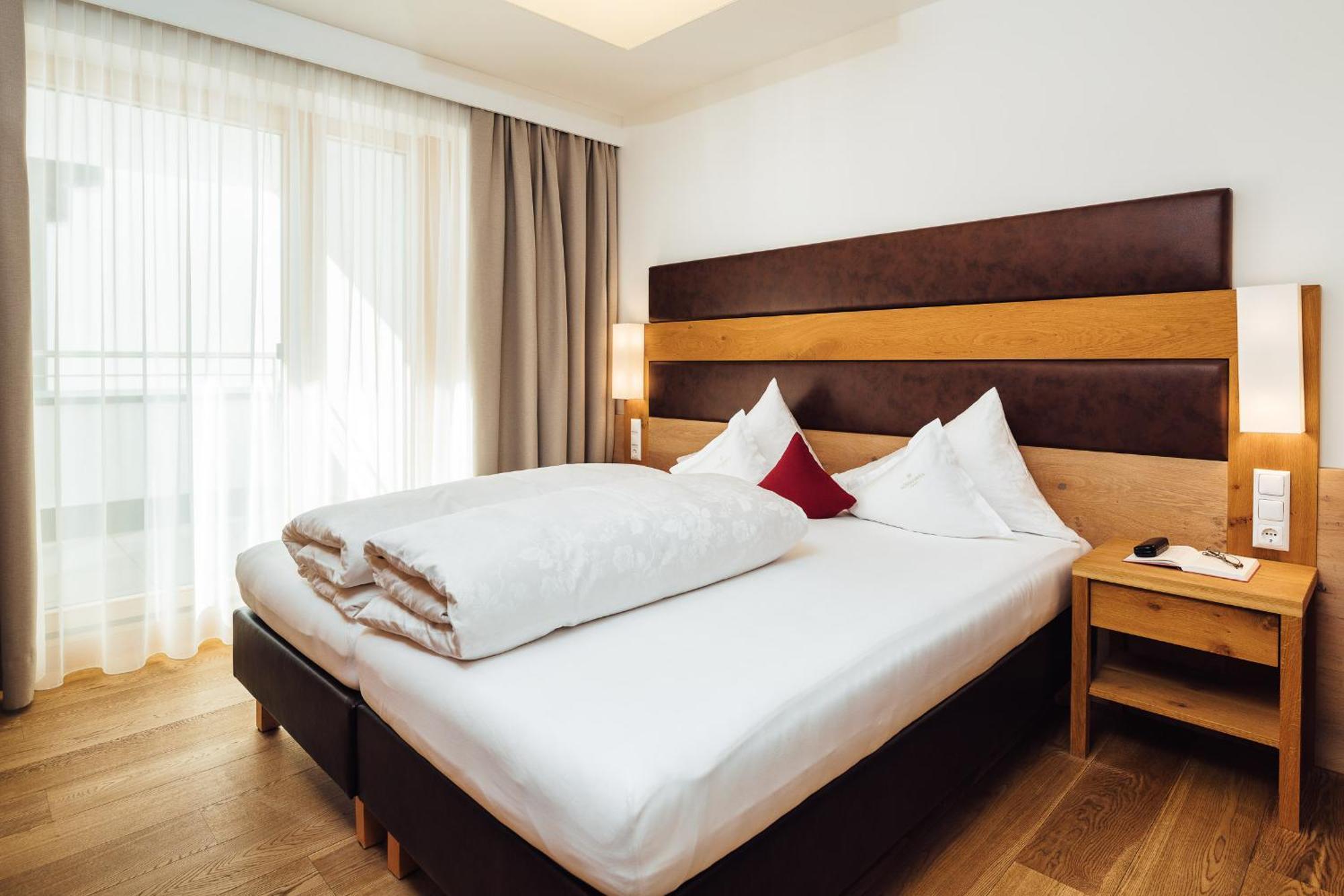 Schneeweiss Lifestyle - Apartments - Living Serfaus Quarto foto